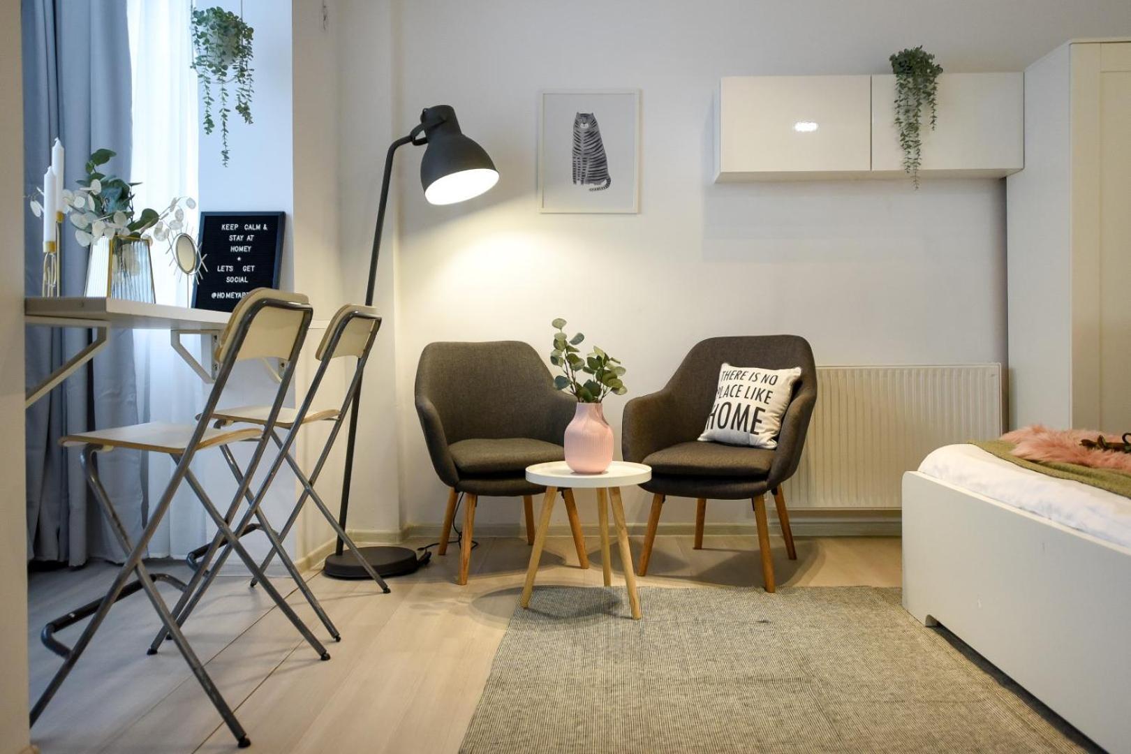 Bucharest's Heartbeat - Cozy On Smardan Street