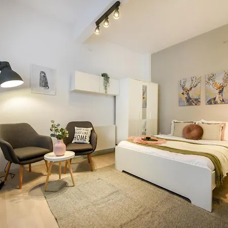Bucharest'S Heartbeat - Cozy Studios On Smardan Street Room photo